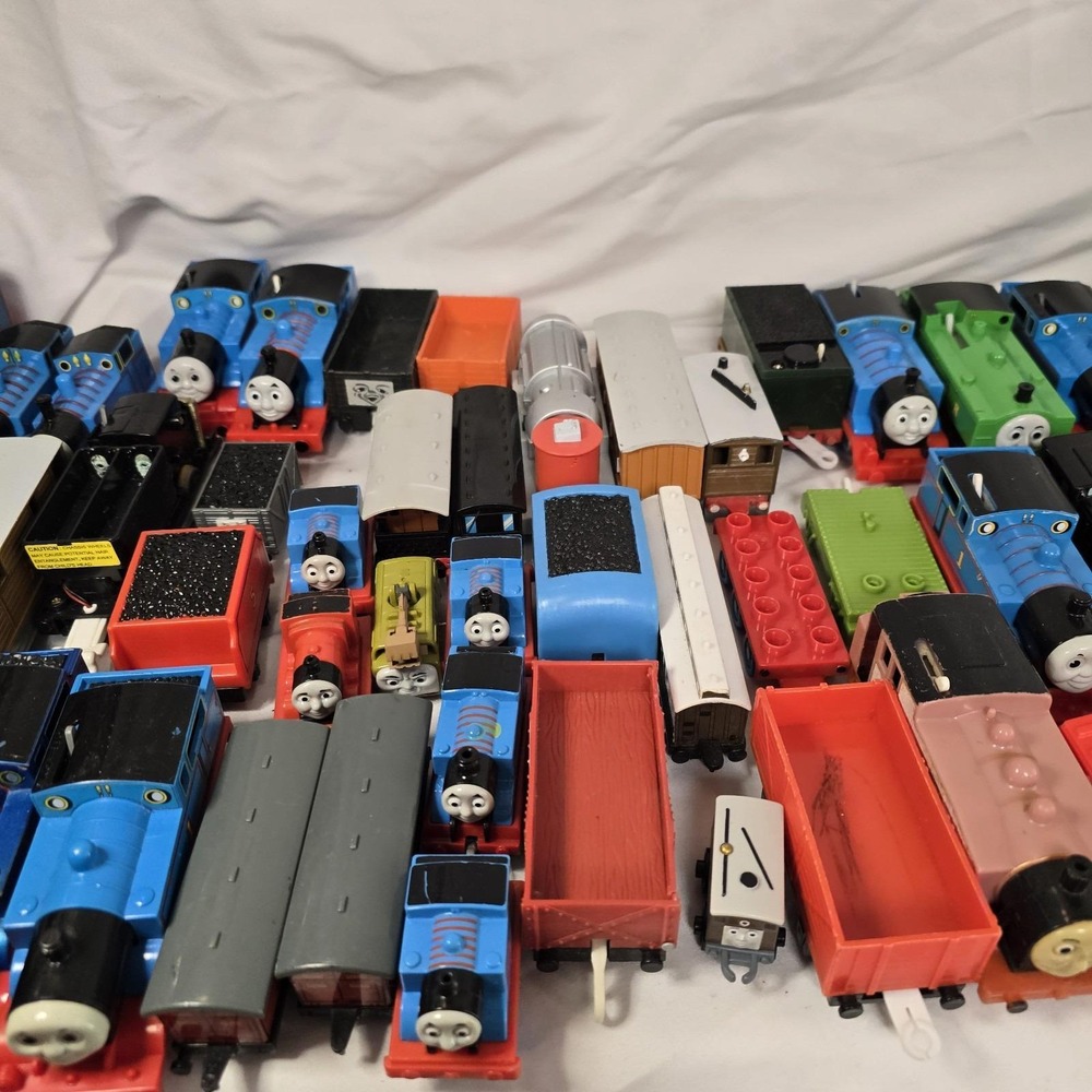 Thomas Train 53 Pc Train Lot Used Variety HTF Rare Items VTG Lot Plastic & Metal